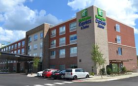 Holiday Inn Express & Suites Goodlettsville N - Nashville By Ihg